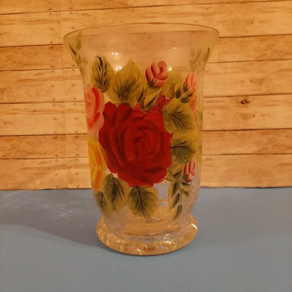 Fifth Avenue Crystal Roses 6 1/2 in Hurricane Glas